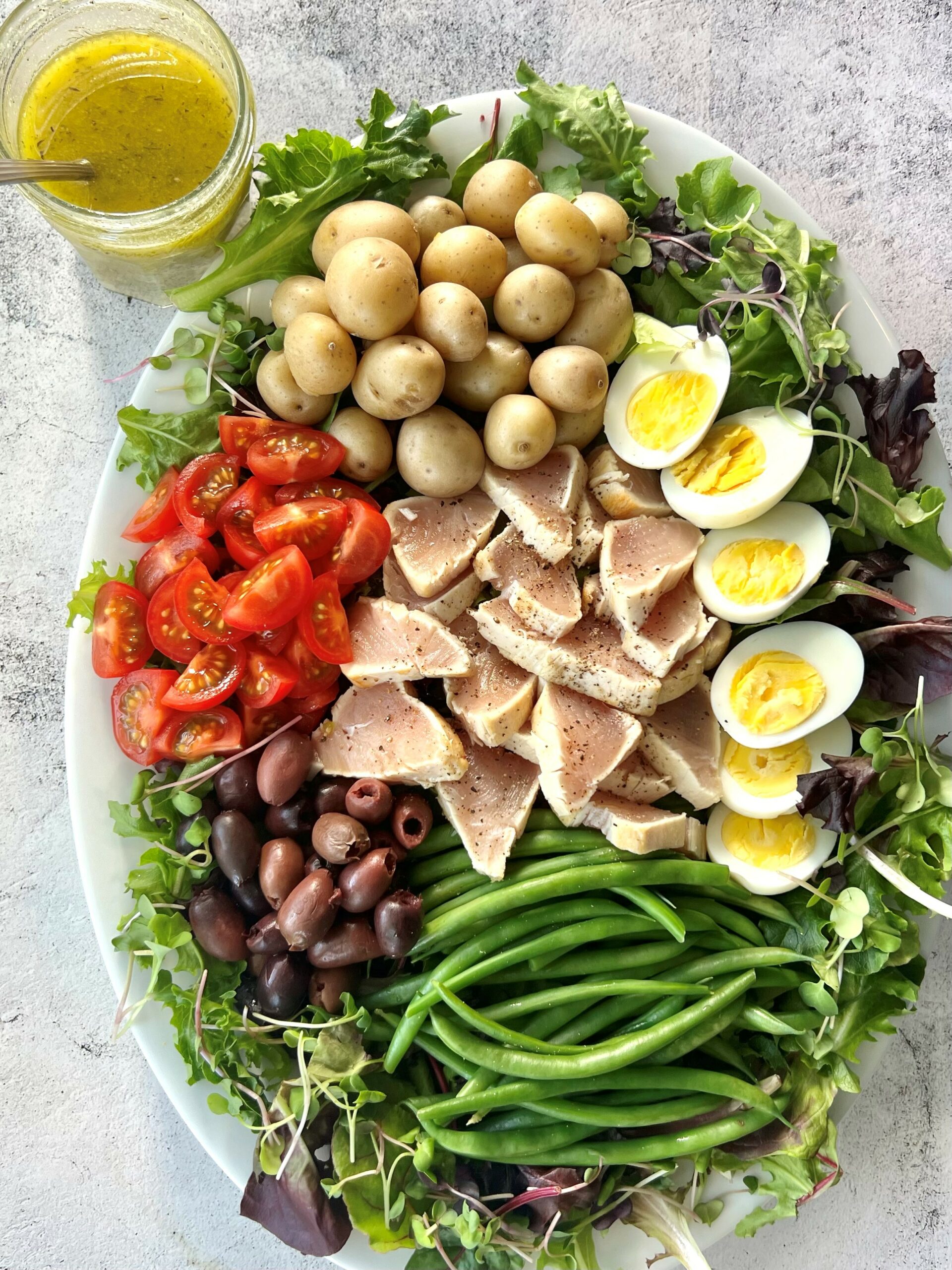 Niçoise Salad with Seared Tuna